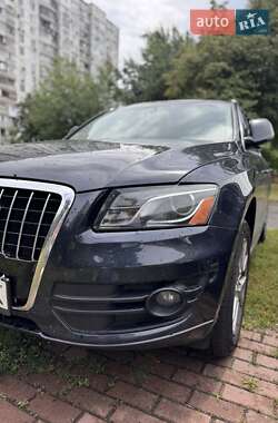 Внедорожник / Кроссовер Audi Q5 2011 в 