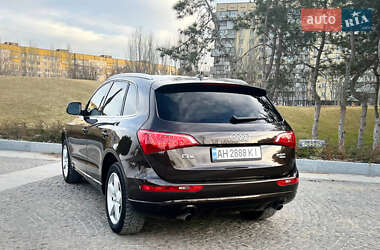 Внедорожник / Кроссовер Audi Q5 2012 в 