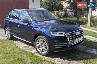 Внедорожник / Кроссовер Audi Q5 2017 в 
