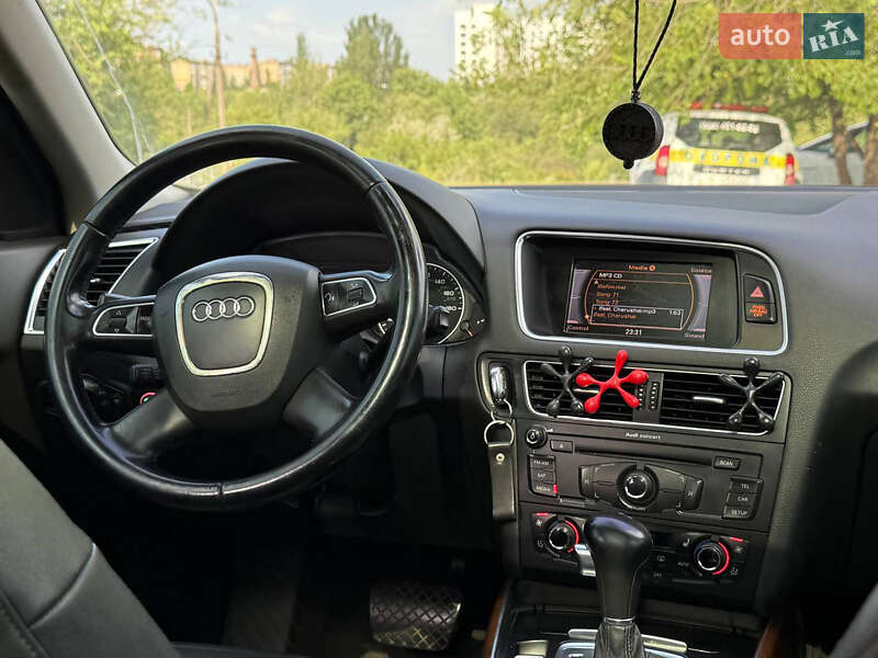 Позашляховик / Кросовер Audi Q5 2012 в Кривому Розі