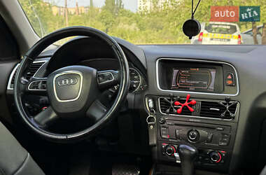 Внедорожник / Кроссовер Audi Q5 2012 в 