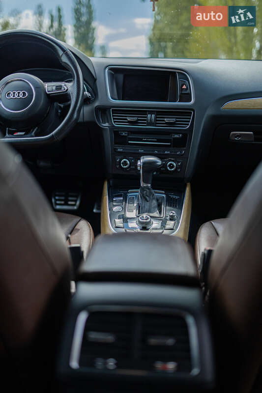Позашляховик / Кросовер Audi Q5 2013 в Мостиській