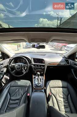 Позашляховик / Кросовер Audi Q5 2012 в 