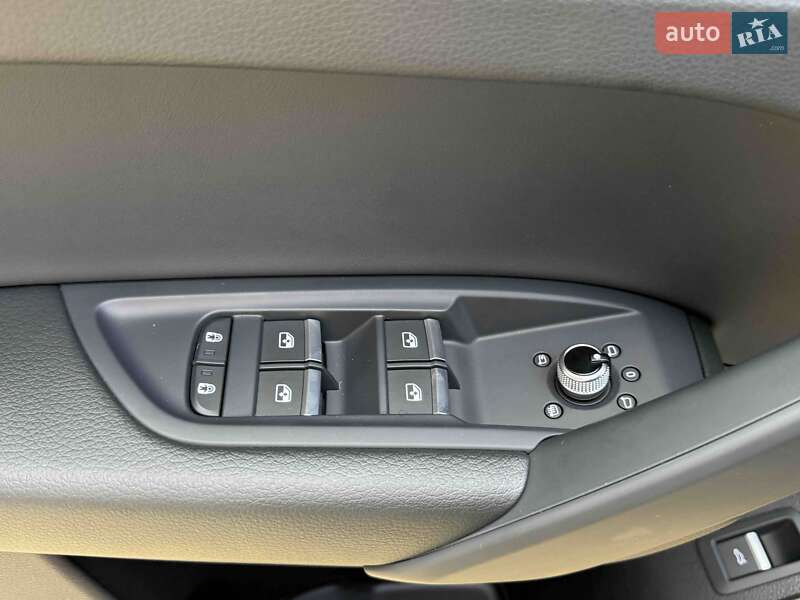 Позашляховик / Кросовер Audi Q5 2024 в Львові