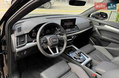 Внедорожник / Кроссовер Audi Q5 2024 в 