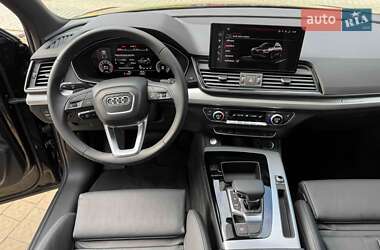 Внедорожник / Кроссовер Audi Q5 2024 в 