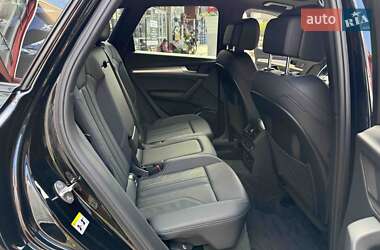 Внедорожник / Кроссовер Audi Q5 2024 в 