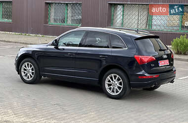 Внедорожник / Кроссовер Audi Q5 2010 в 