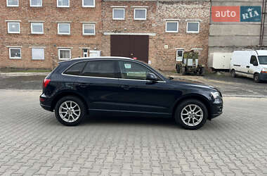 Внедорожник / Кроссовер Audi Q5 2010 в 