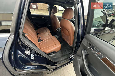 Внедорожник / Кроссовер Audi Q5 2010 в 