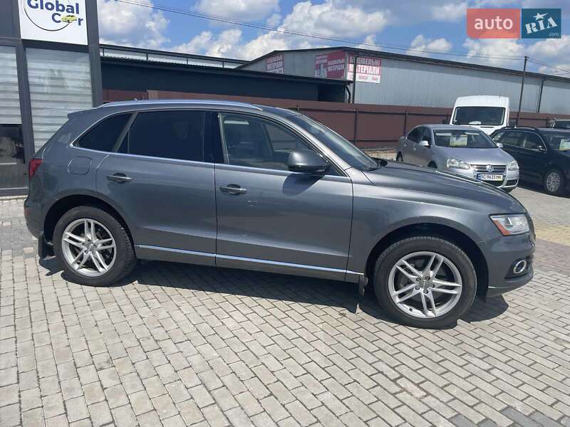 Внедорожник / Кроссовер Audi Q5 2015 в Львове