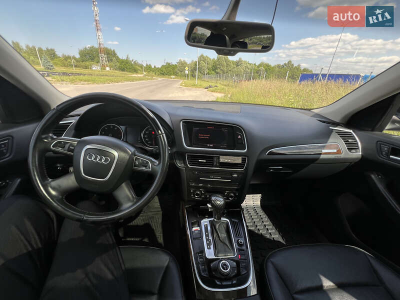 Позашляховик / Кросовер Audi Q5 2011 в Львові