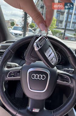Внедорожник / Кроссовер Audi Q5 2011 в 