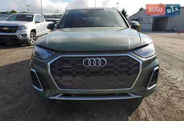 Внедорожник / Кроссовер Audi Q5 2021 в 