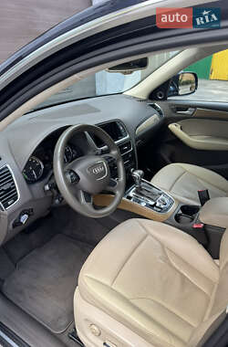 Внедорожник / Кроссовер Audi Q5 2013 в 
