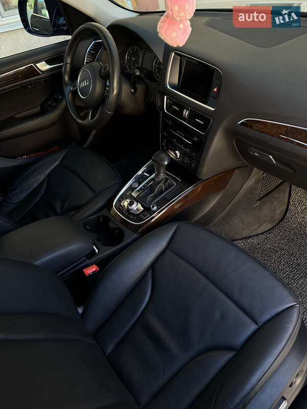 Позашляховик / Кросовер Audi Q5 2015 в Одесі