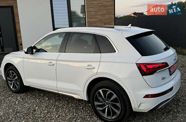Внедорожник / Кроссовер Audi Q5 2021 в 