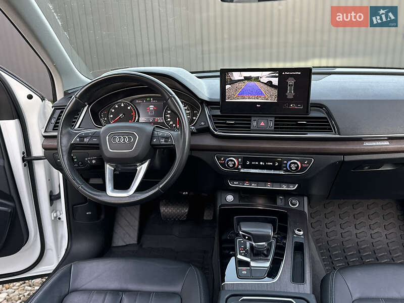 Внедорожник / Кроссовер Audi Q5 2021 в Стрые