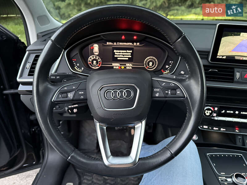 Позашляховик / Кросовер Audi Q5 2019 в Києві