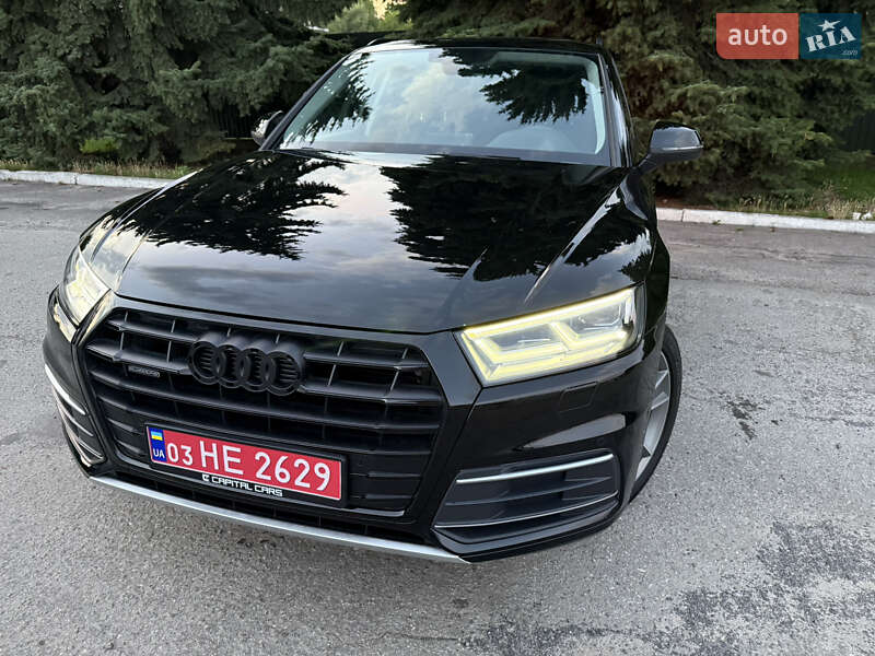 Позашляховик / Кросовер Audi Q5 2019 в Києві