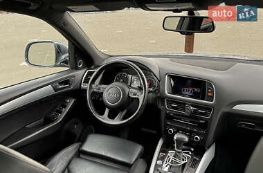 Позашляховик / Кросовер Audi Q5 2016 в 