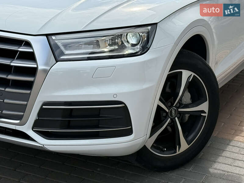 Внедорожник / Кроссовер Audi Q5 2020 в Белой Церкви