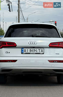Внедорожник / Кроссовер Audi Q5 2020 в 