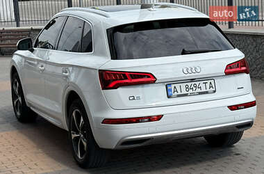 Внедорожник / Кроссовер Audi Q5 2020 в 