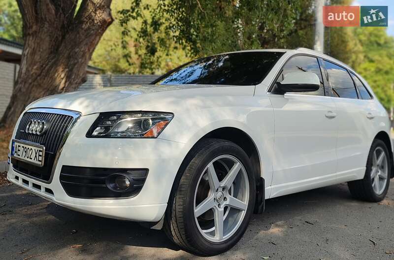 Внедорожник / Кроссовер Audi Q5 2009 в Днепре