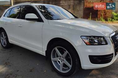 Внедорожник / Кроссовер Audi Q5 2009 в 