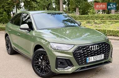 Внедорожник / Кроссовер Audi Q5 2021 в 
