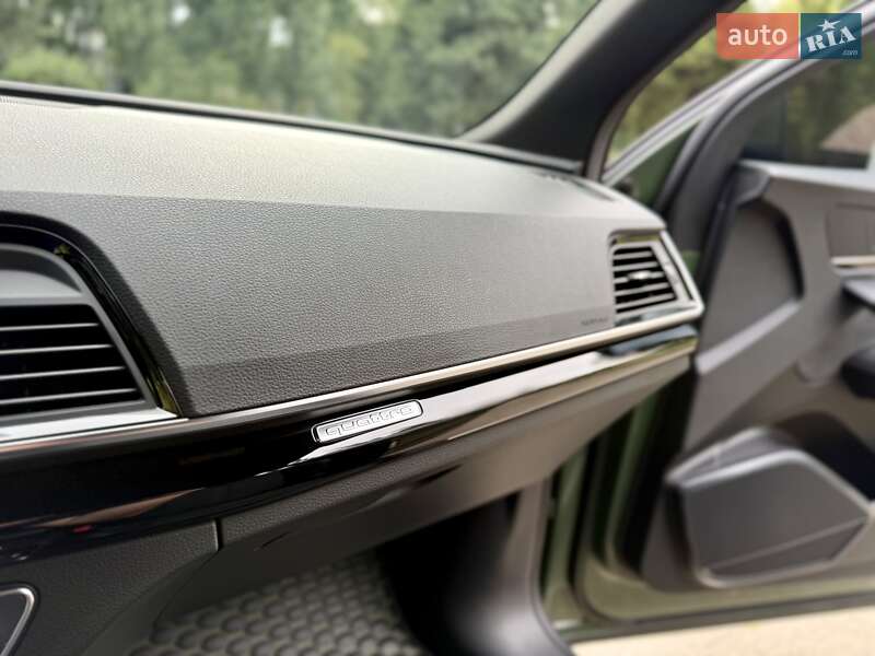 Позашляховик / Кросовер Audi Q5 2021 в Києві