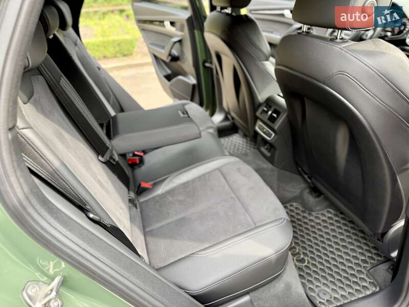 Позашляховик / Кросовер Audi Q5 2021 в Києві