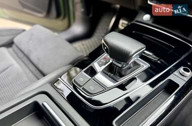 Внедорожник / Кроссовер Audi Q5 2021 в 