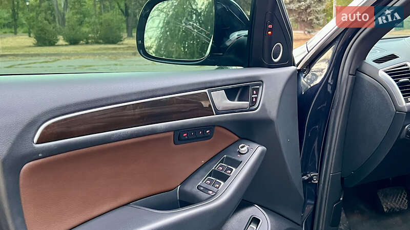 Позашляховик / Кросовер Audi Q5 2014 в Кривому Розі