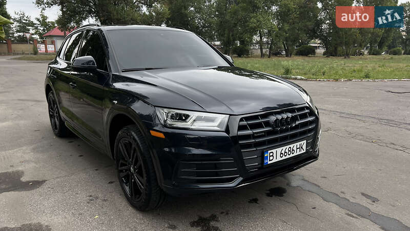 Внедорожник / Кроссовер Audi Q5 2018 в Горишних Плавнях