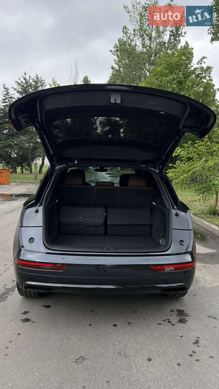 Внедорожник / Кроссовер Audi Q5 2018 в Горишних Плавнях