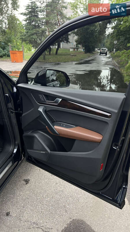 Внедорожник / Кроссовер Audi Q5 2018 в Горишних Плавнях