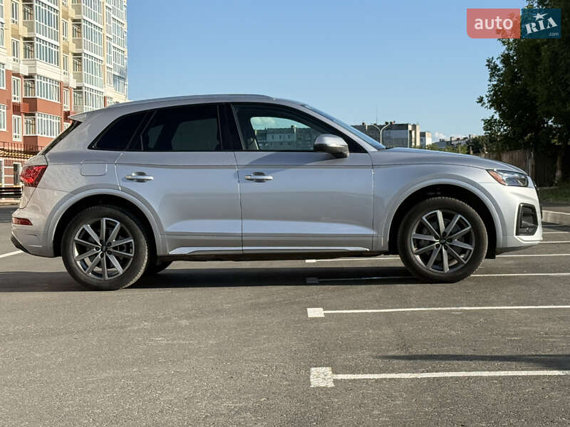 Внедорожник / Кроссовер Audi Q5 2021 в Умани