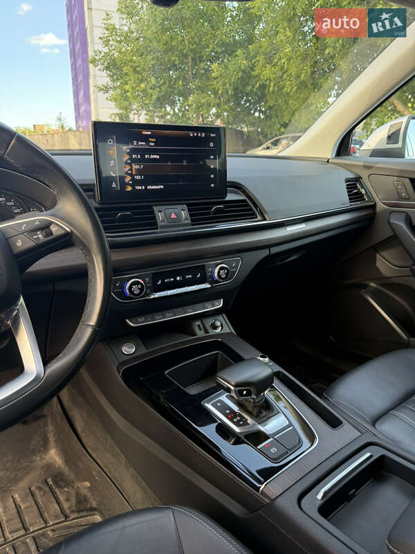 Внедорожник / Кроссовер Audi Q5 2021 в Умани