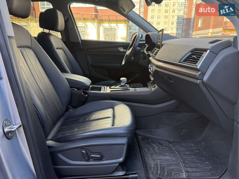 Внедорожник / Кроссовер Audi Q5 2021 в Умани