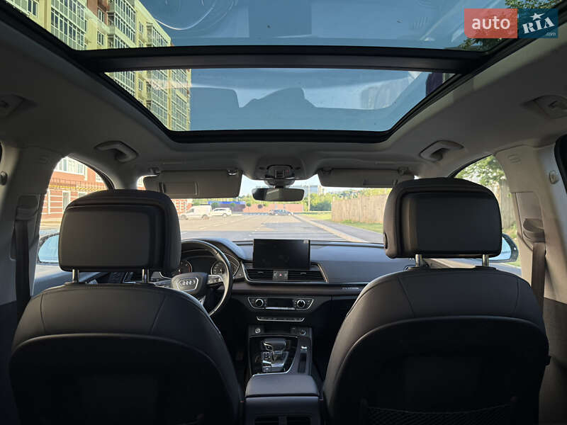 Внедорожник / Кроссовер Audi Q5 2021 в Умани