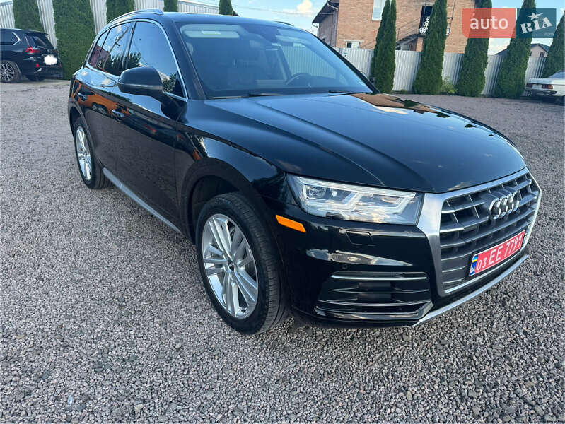 Внедорожник / Кроссовер Audi Q5 2018 в Луцке