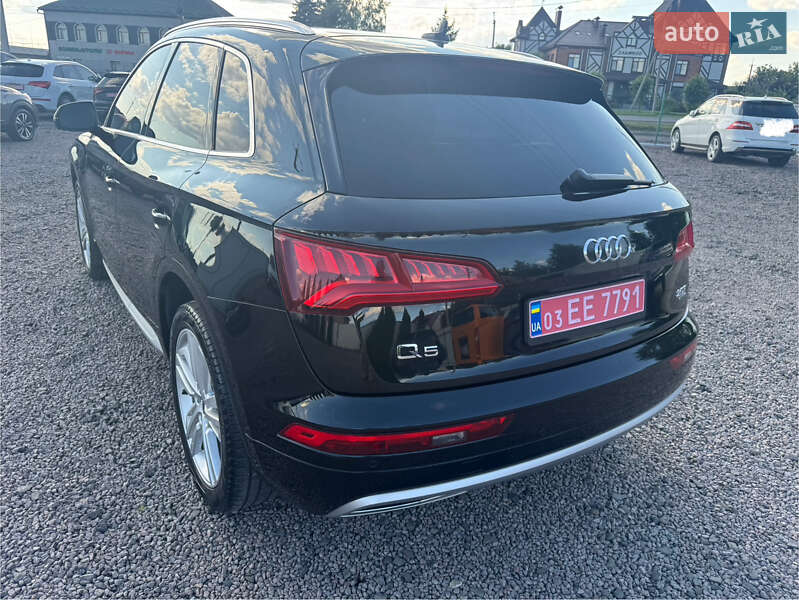 Внедорожник / Кроссовер Audi Q5 2018 в Луцке