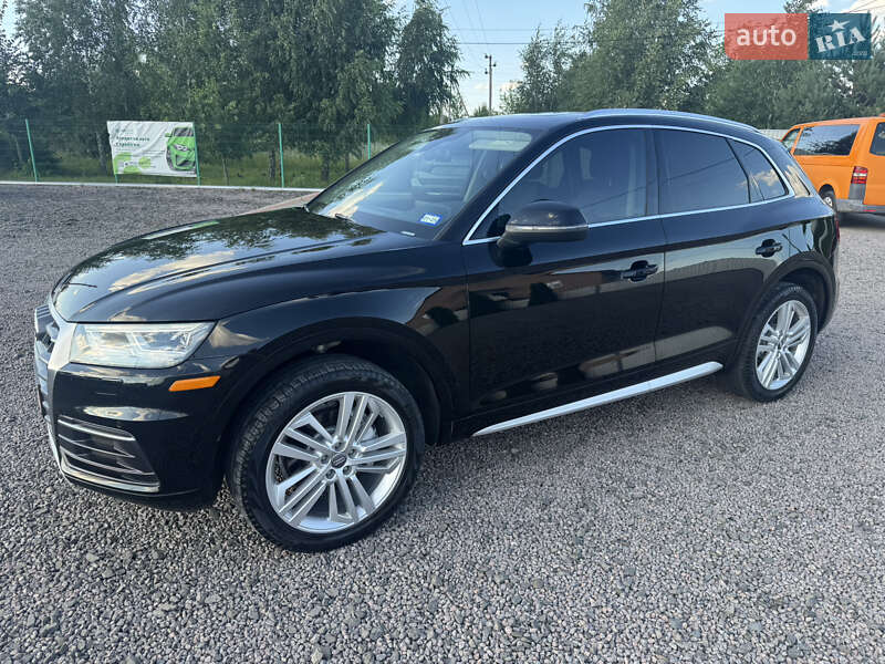 Внедорожник / Кроссовер Audi Q5 2018 в Луцке