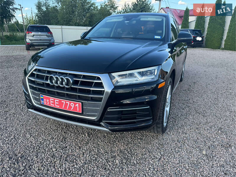 Внедорожник / Кроссовер Audi Q5 2018 в Луцке