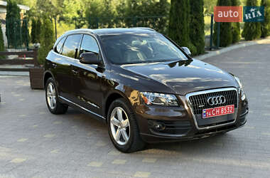 Внедорожник / Кроссовер Audi Q5 2012 в 