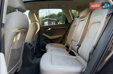 Внедорожник / Кроссовер Audi Q5 2012 в 