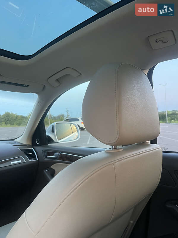 Внедорожник / Кроссовер Audi Q5 2016 в Ровно