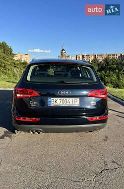 Внедорожник / Кроссовер Audi Q5 2010 в 
